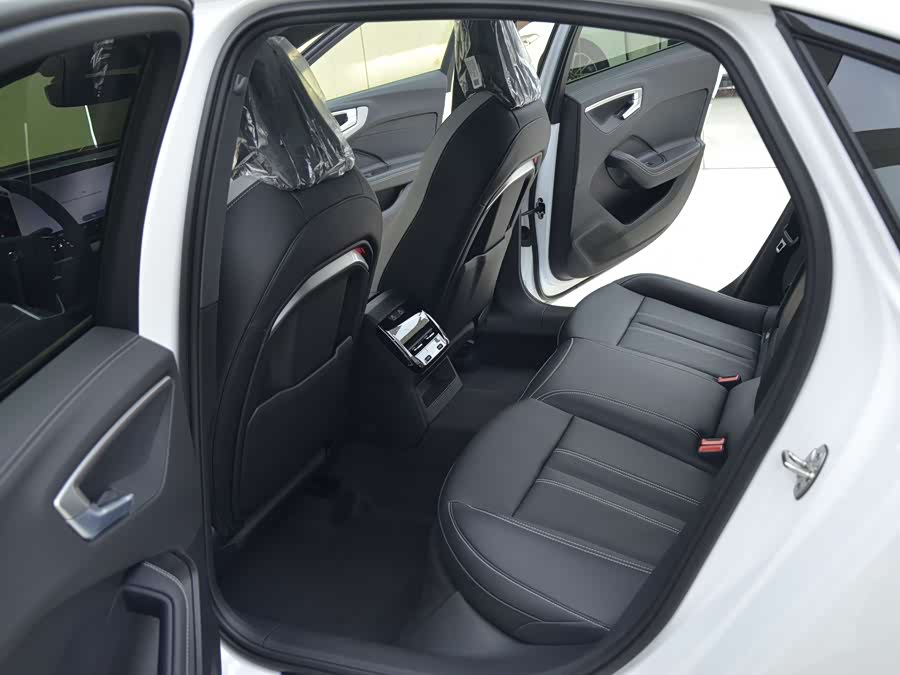 Audi A5L 2025, фото 5