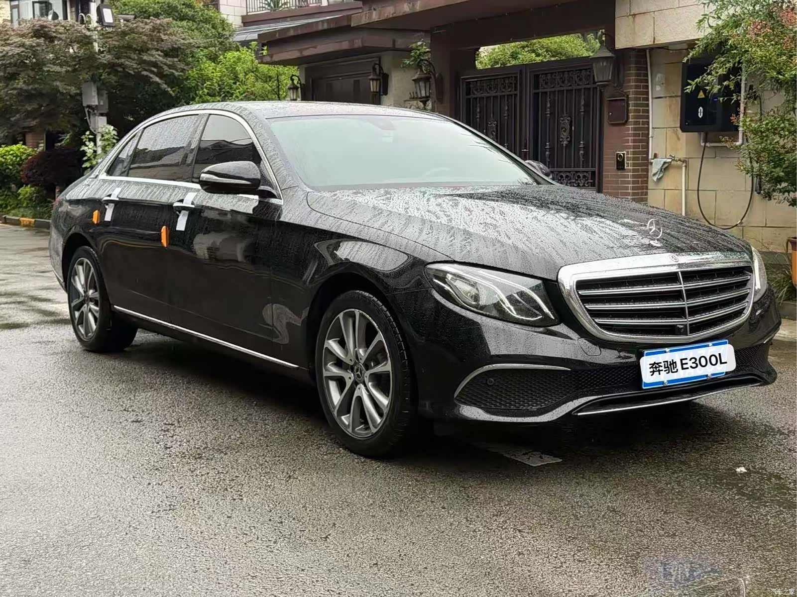 Mercedes-Benz E-Class, 2019 3