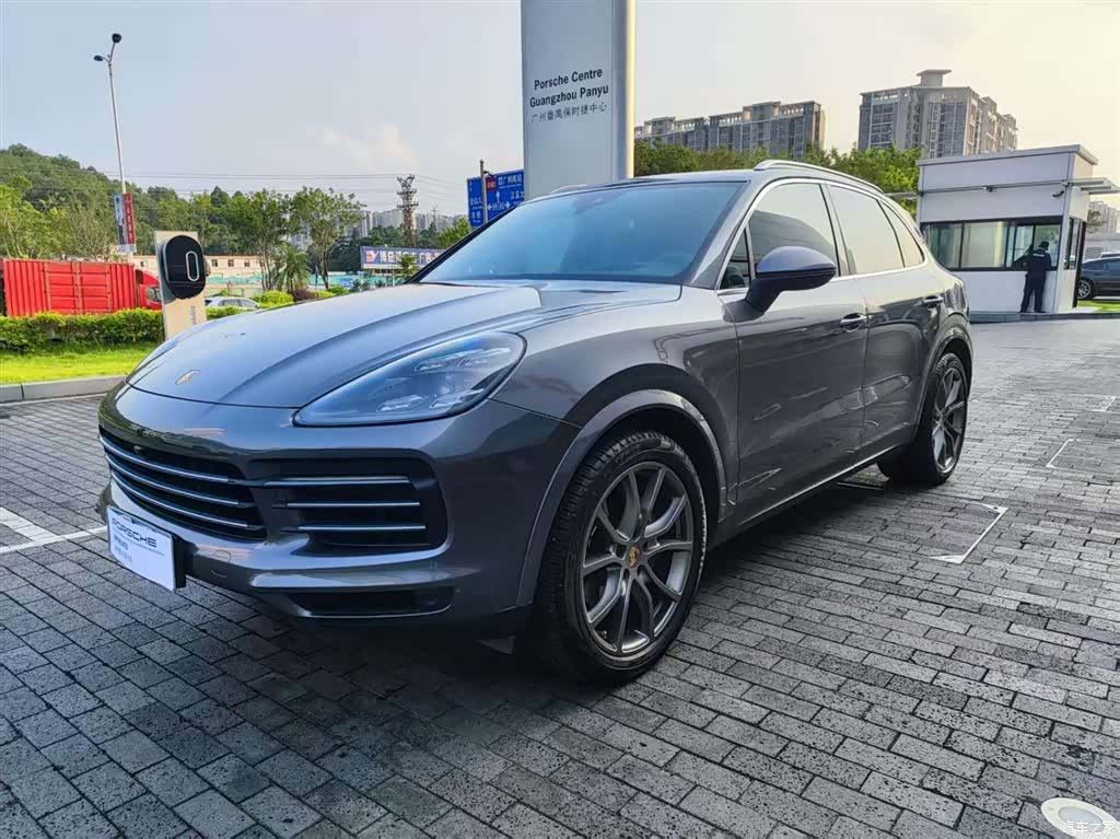 Porsche Cayenne, 2020 1