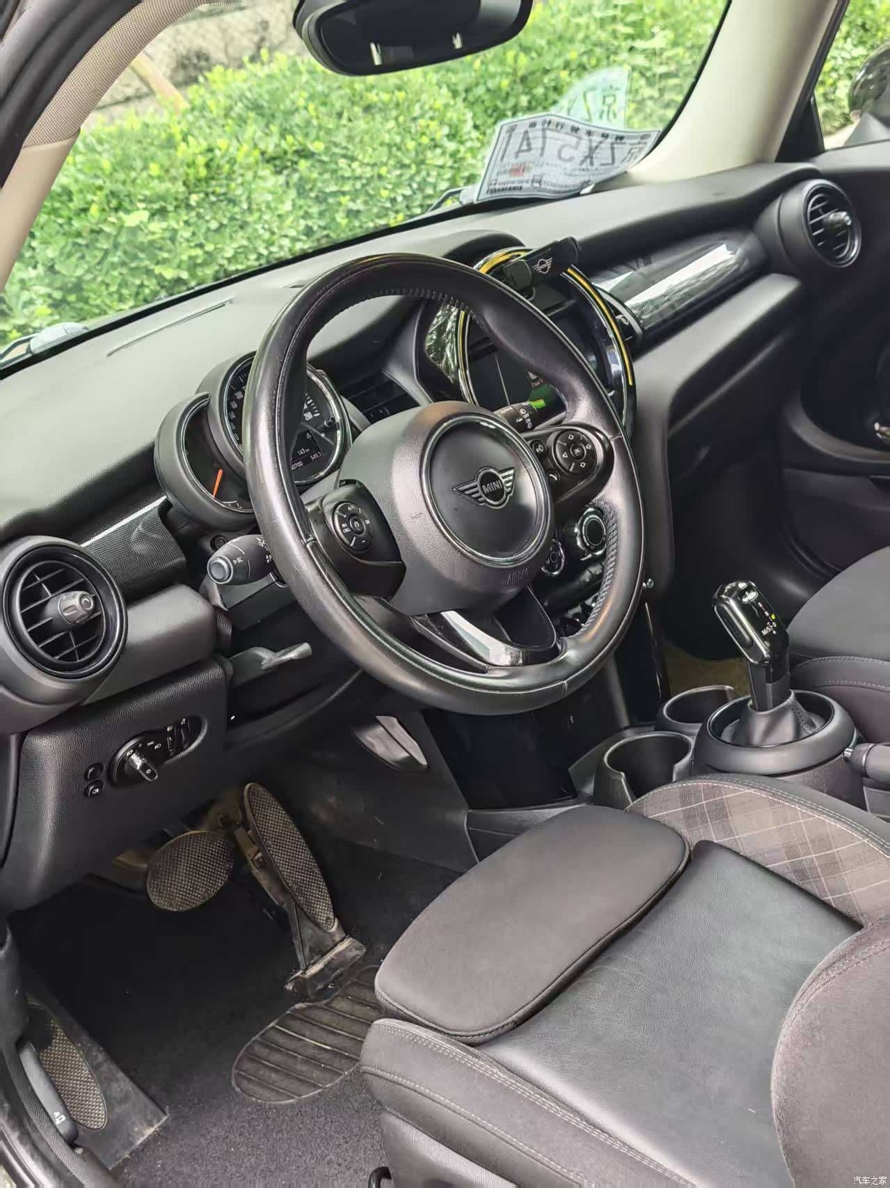 Mini Cooper, 2019 4