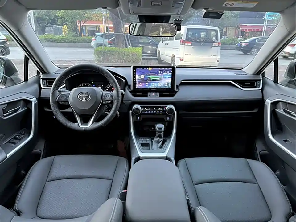 Toyota RAV4 Rongfang