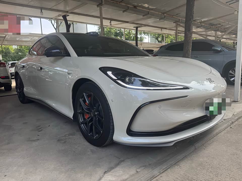 IM Motors Zhiji L6 IM Motors Zhiji L6