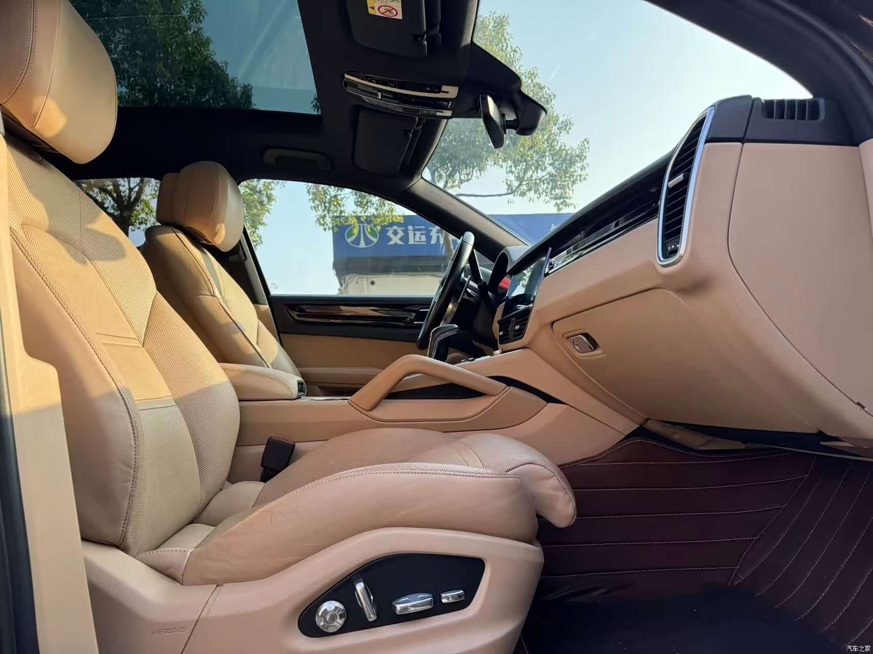 Porsche Cayenne, 2018 13