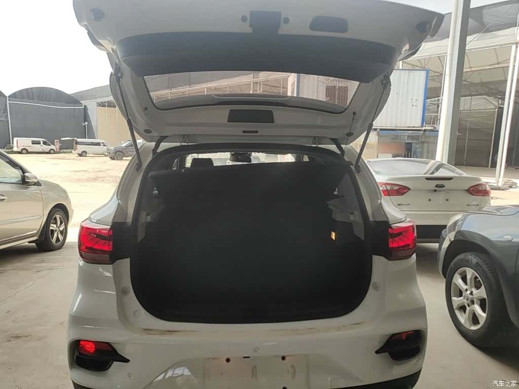 MG ZS, 2021 19