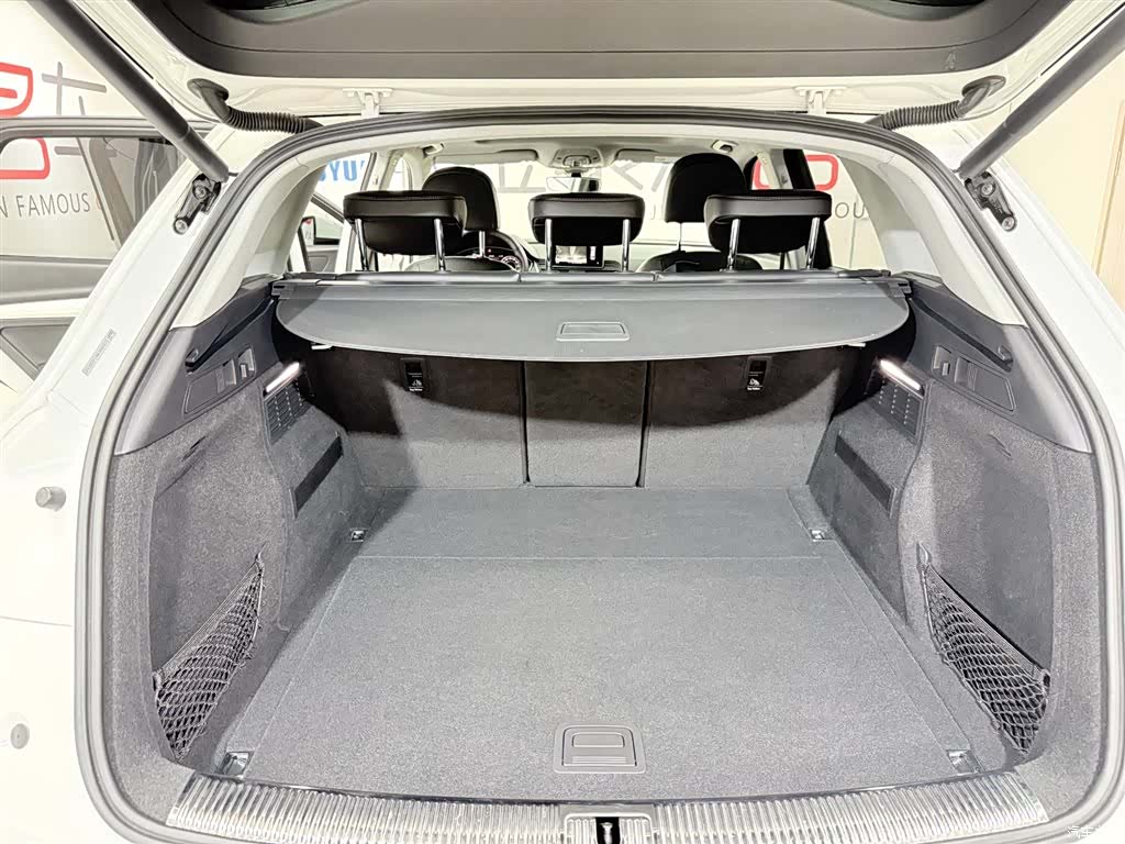 Audi Q5L, 2019 13