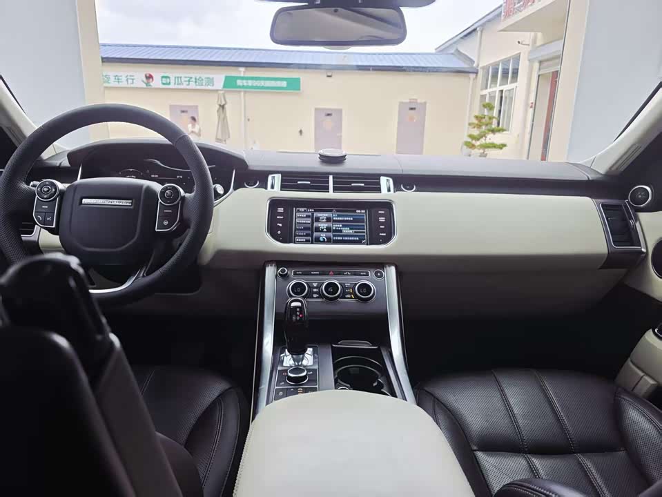 Land Rover Range Rover Sport Land Rover Range Rover Sport