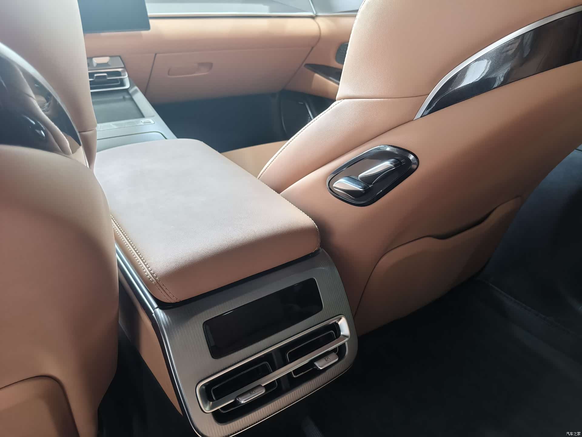 BYD Han, 2025 15