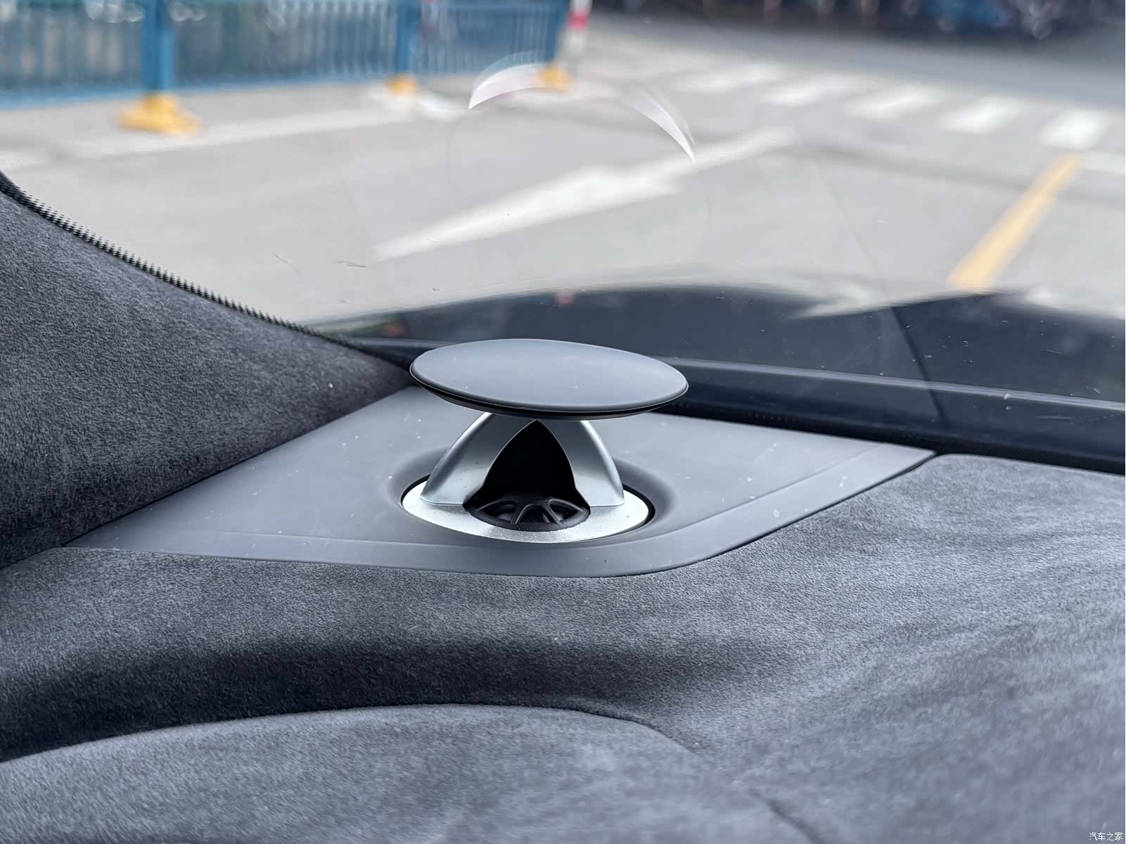 Audi Q8, 2021 15