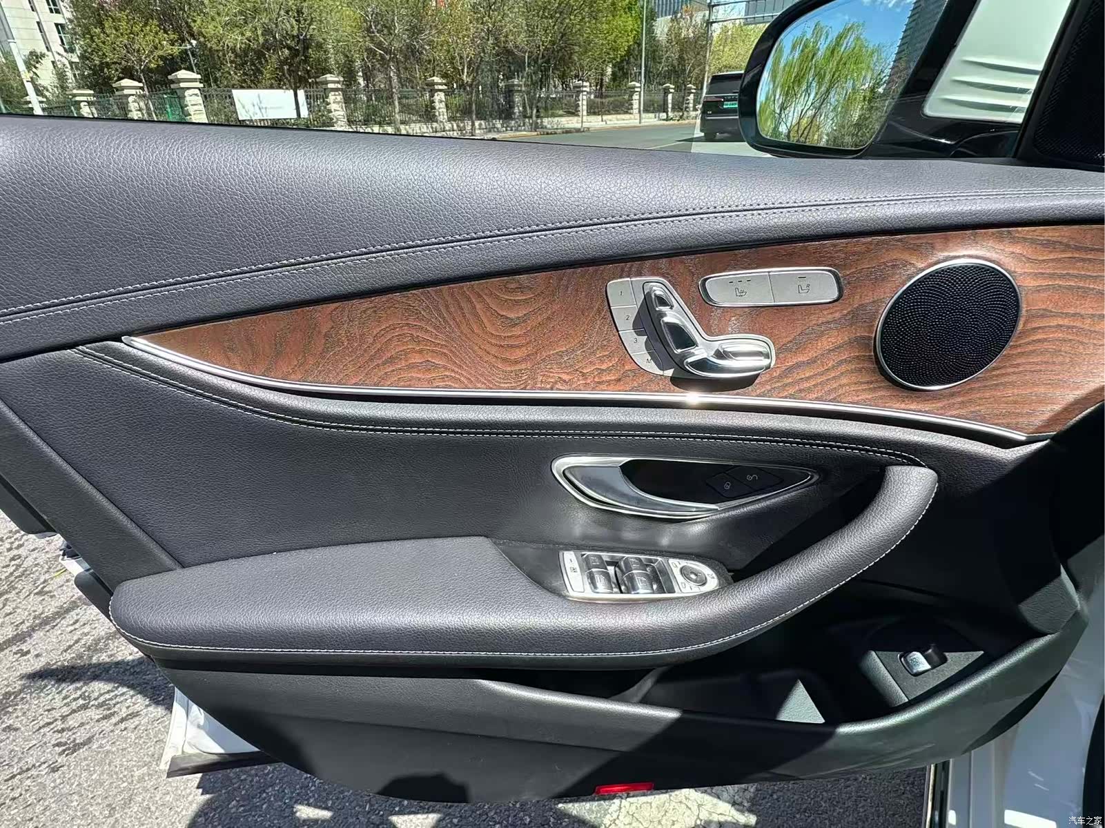Mercedes-Benz E-Class, 2016 10