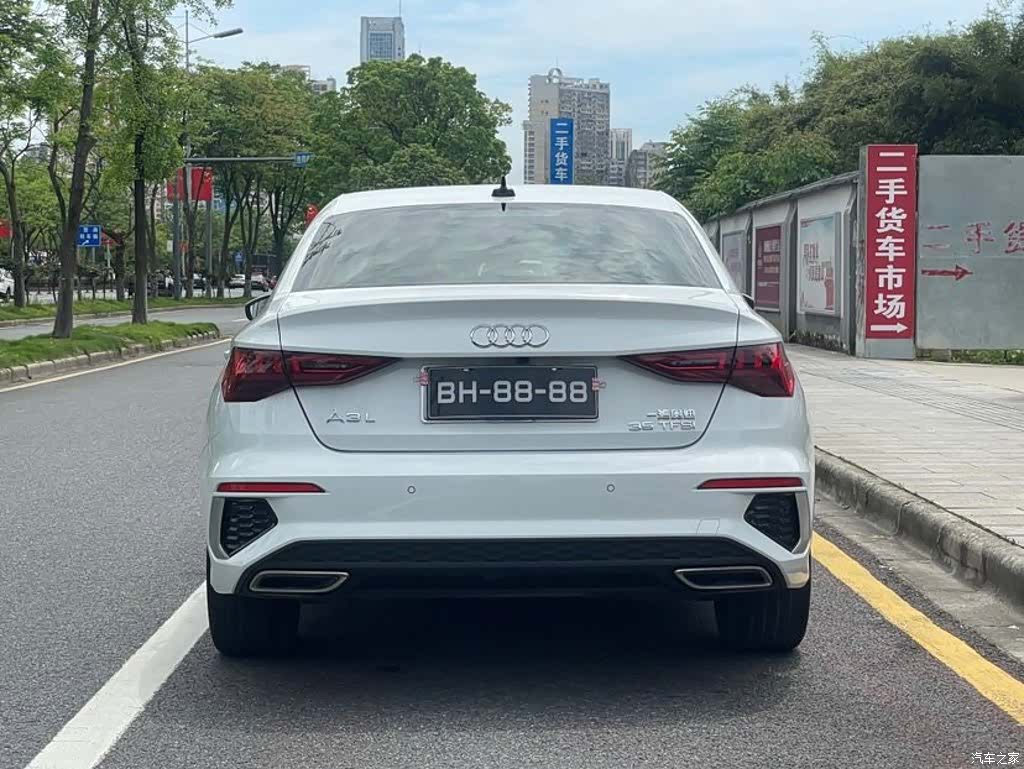 Audi A3, 2022 все фото