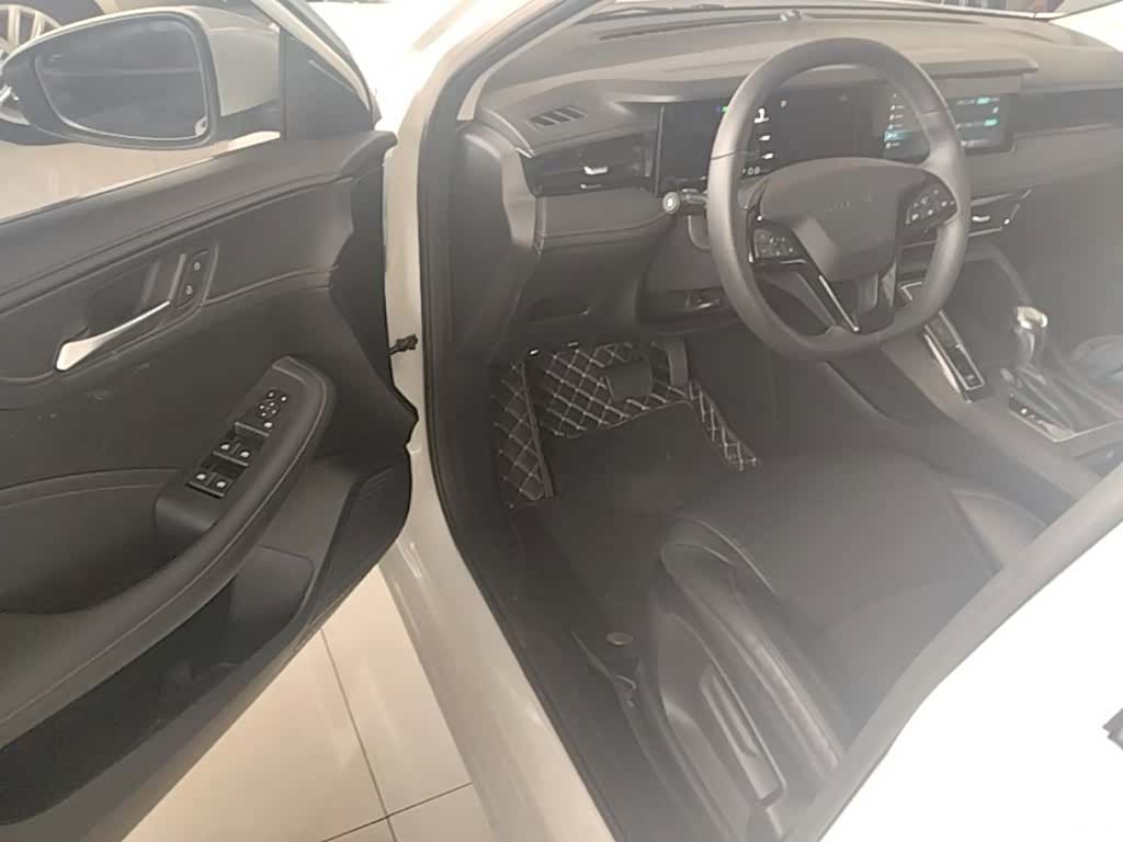 Roewe i5, 2024 16