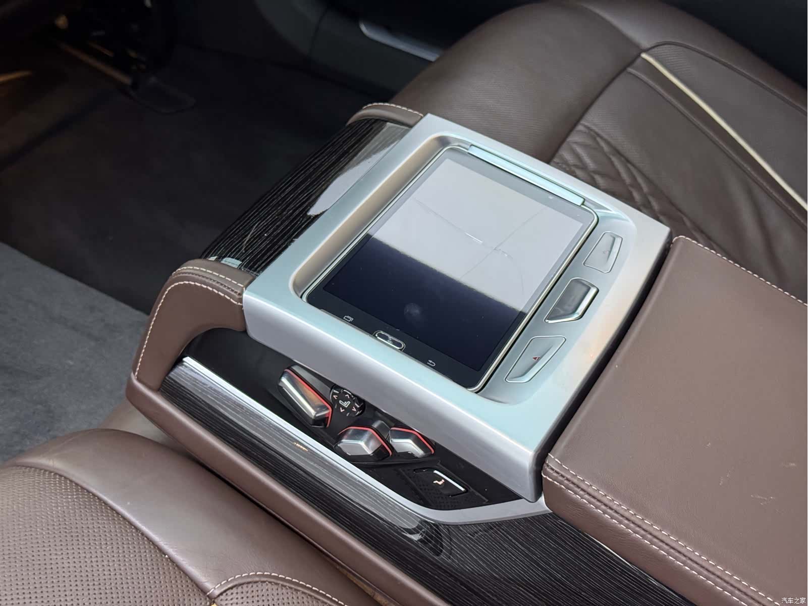 BMW 7 Series, 2018 10