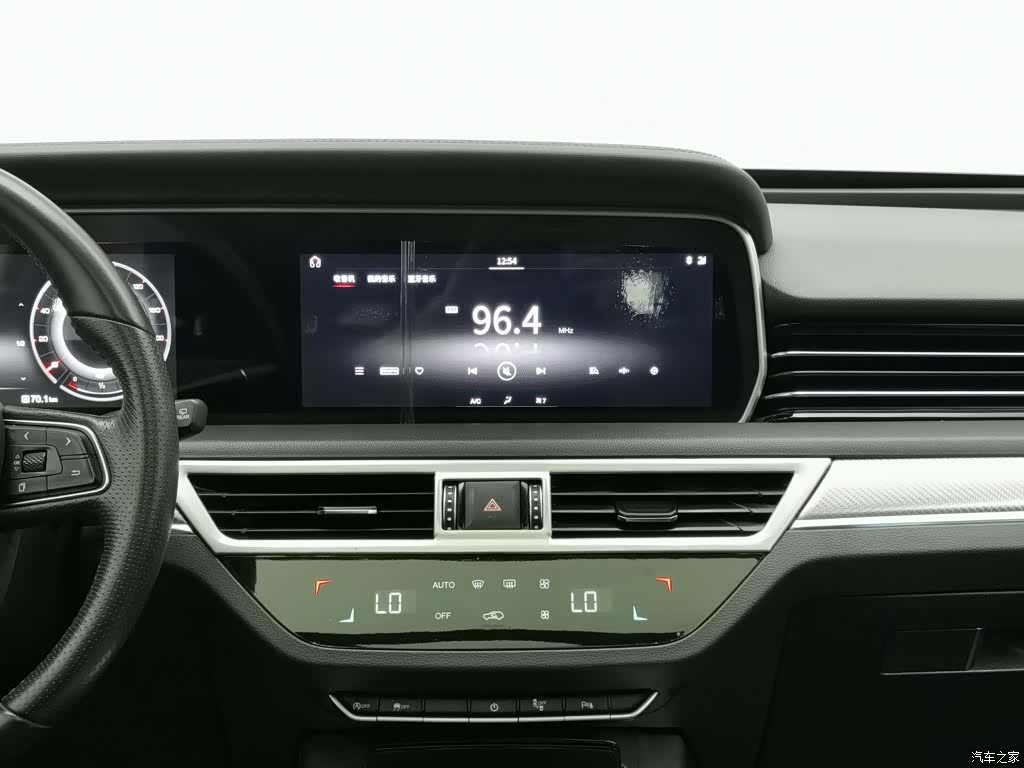Hongqi HS5, 2019 12