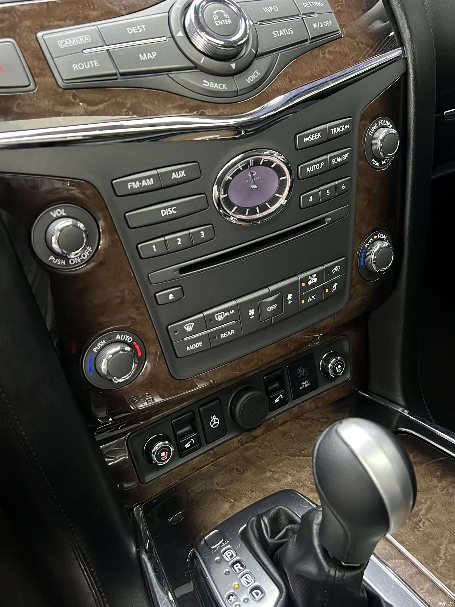 Infiniti QX56, 2014 24