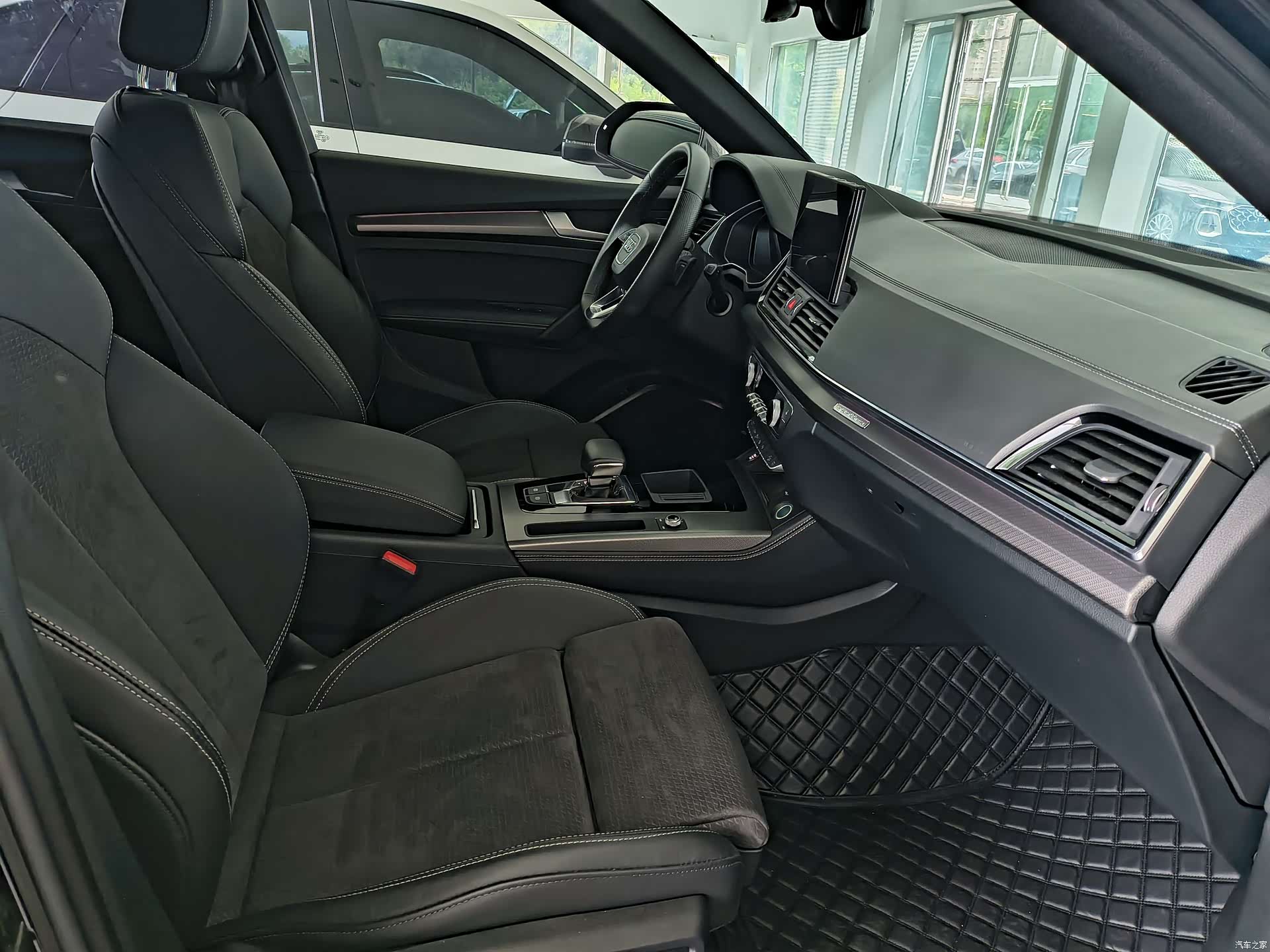 Audi Q5L, 2023 9