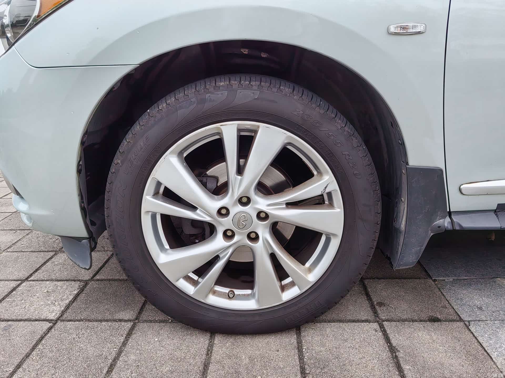 Infiniti JX35, 2014 8