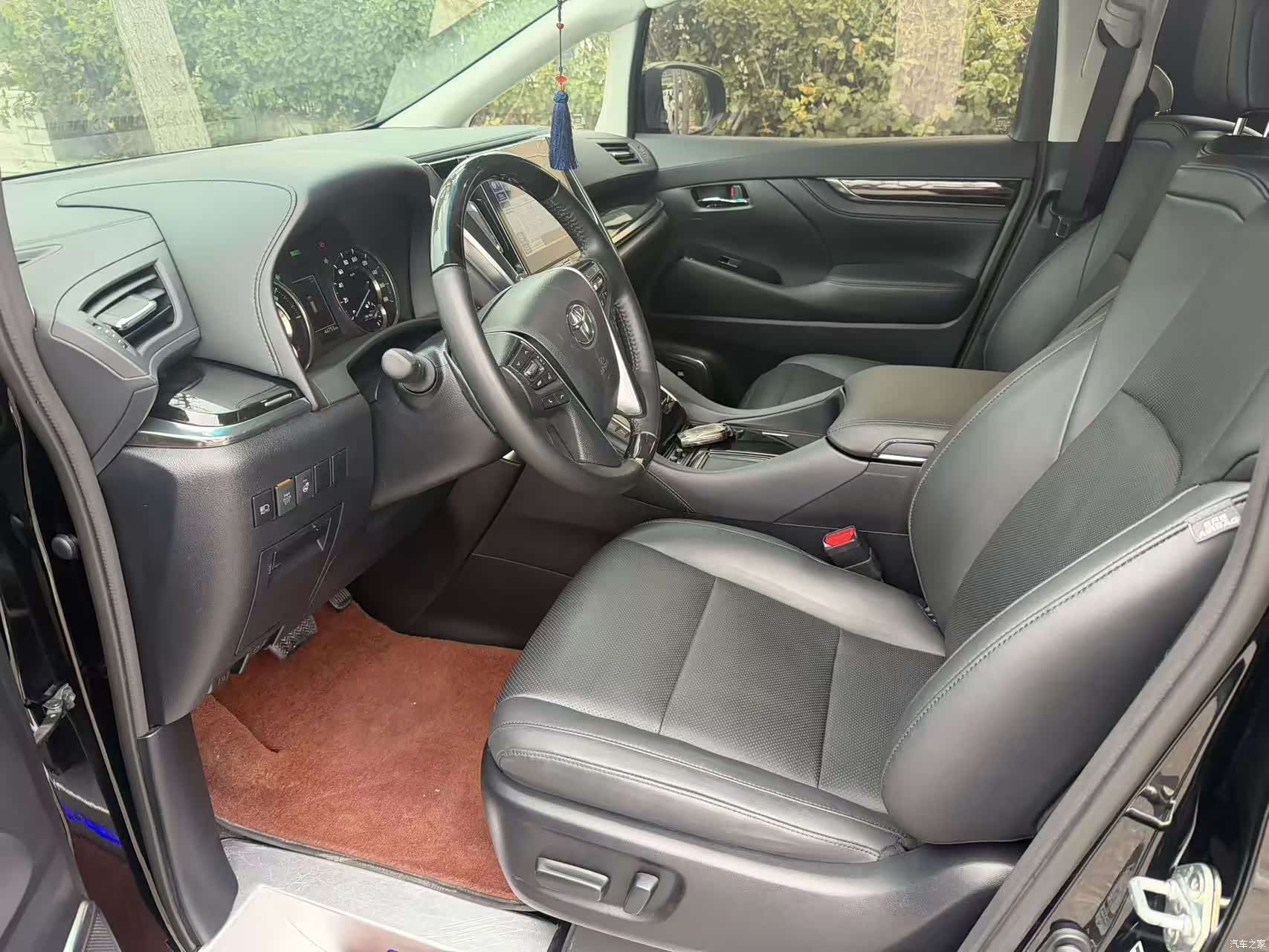Toyota Vellfire, 2023 18