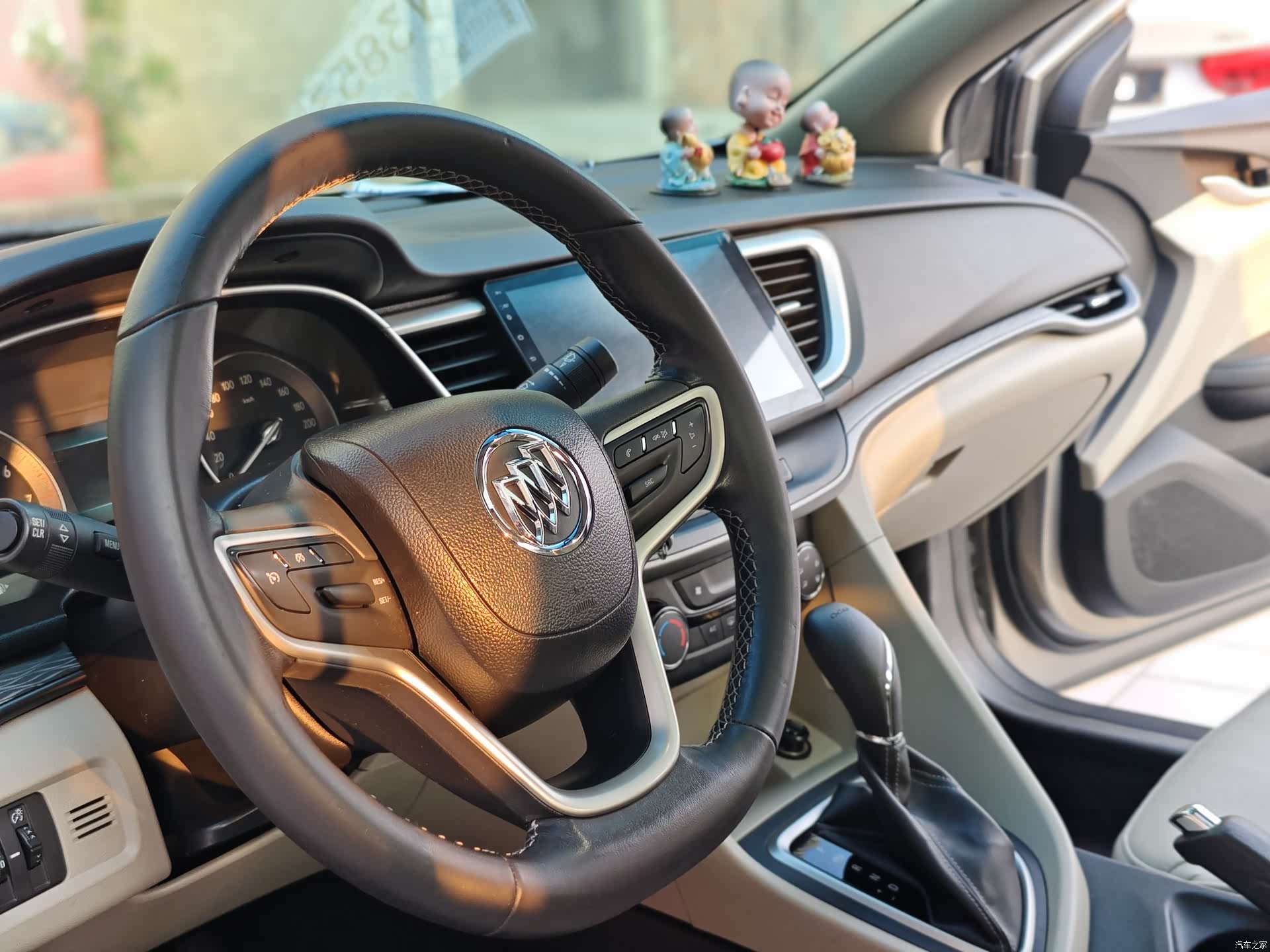 Buick V, 2018 8