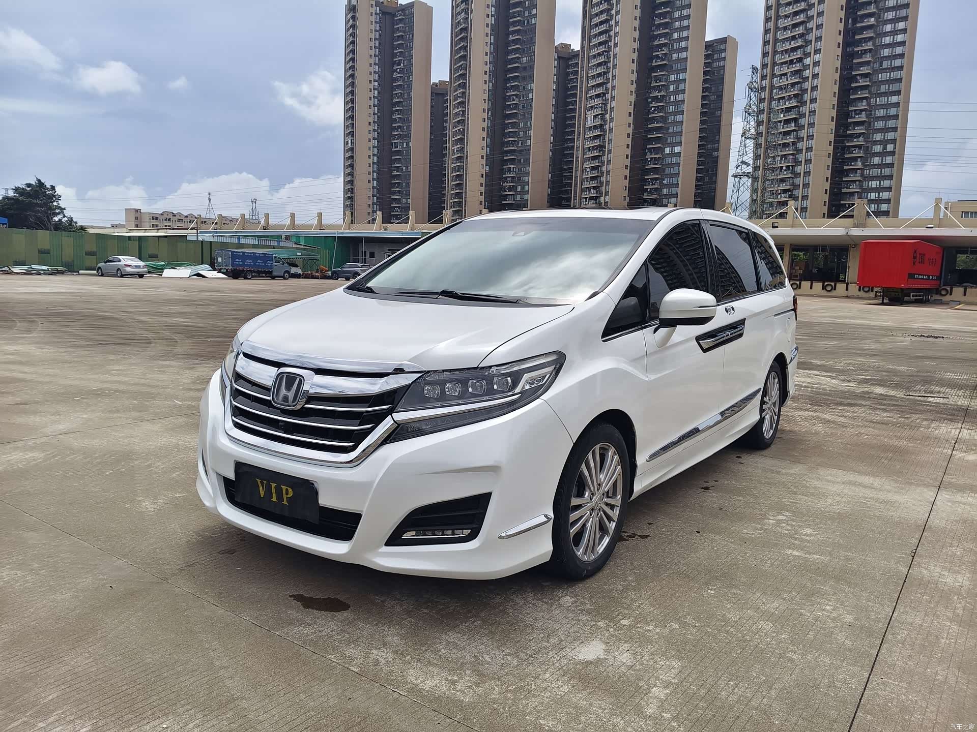 Honda Elysion, 2017 1