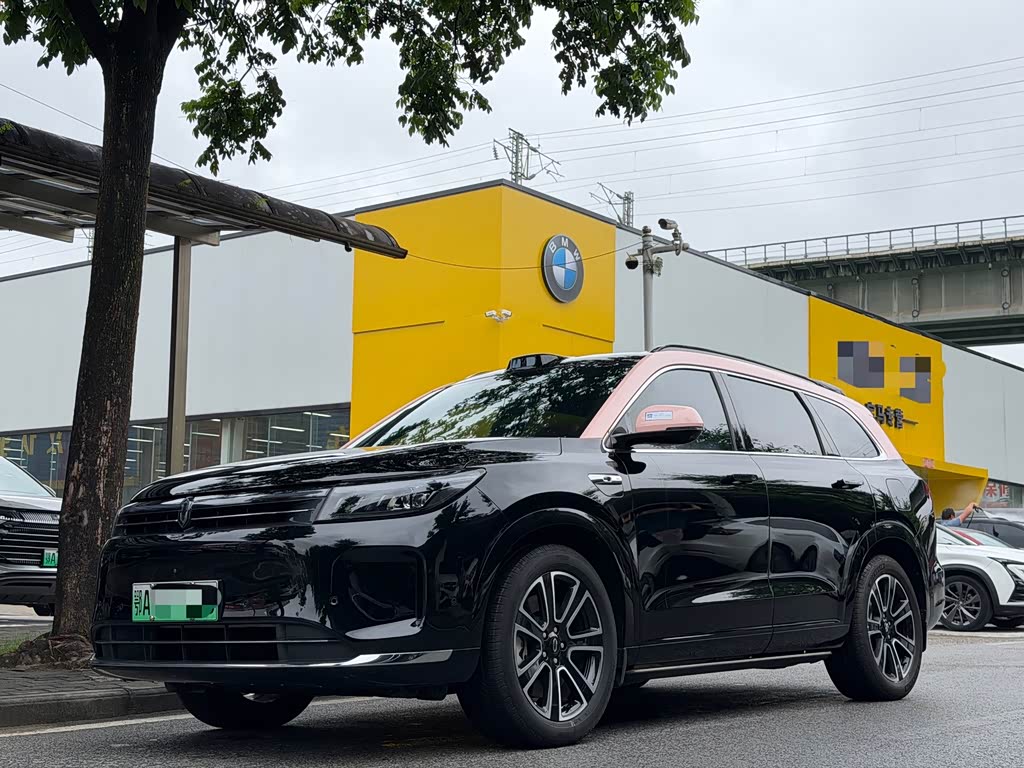 AITO M7