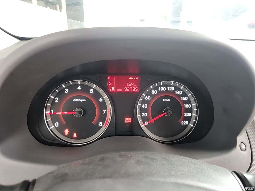 Hyundai GLS, 2015 12