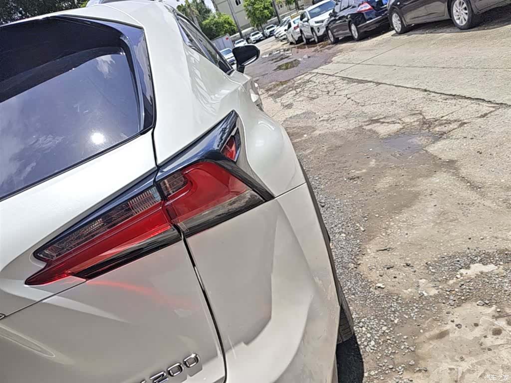 Lexus NX, 2017 8
