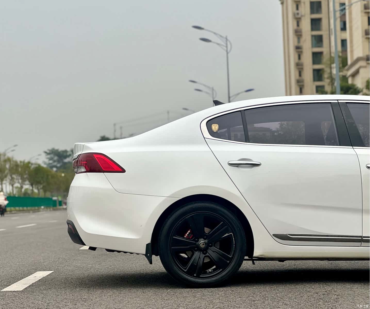 Kia GLS, 2018 15