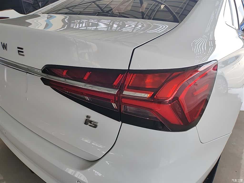 Roewe i5, 2023 8