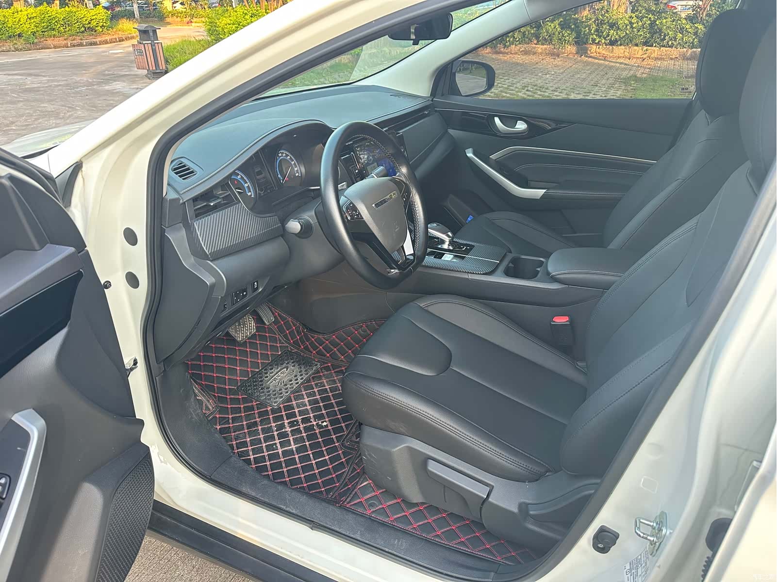 Nissan D60EV, 2024 4