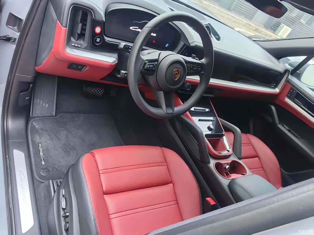Porsche Cayenne, 2025 6