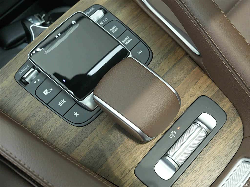 Mercedes-Benz GLE, 2024 10