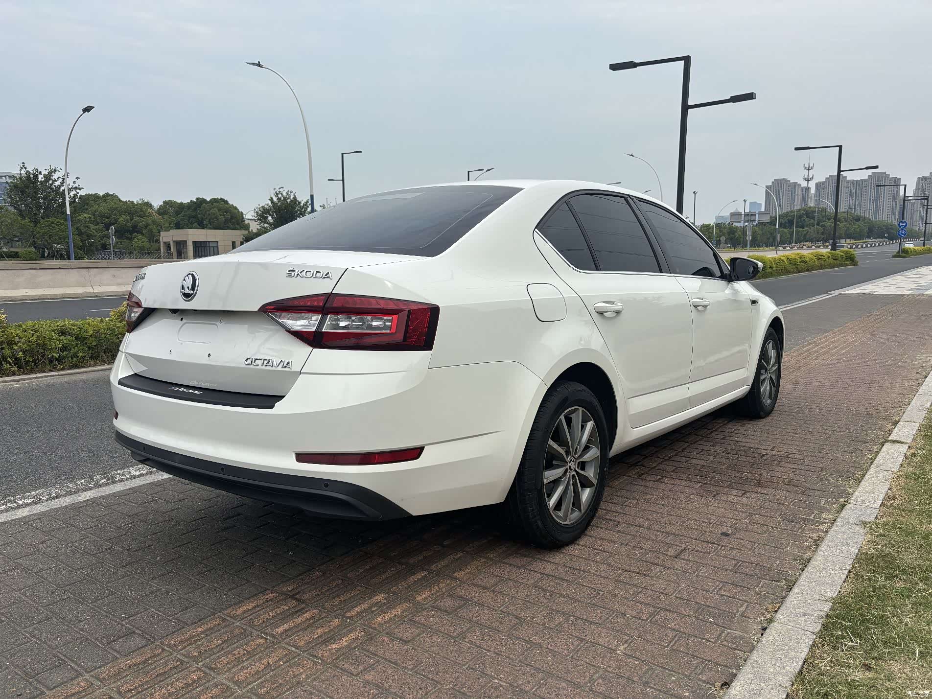 Skoda Octavia, 2018 12