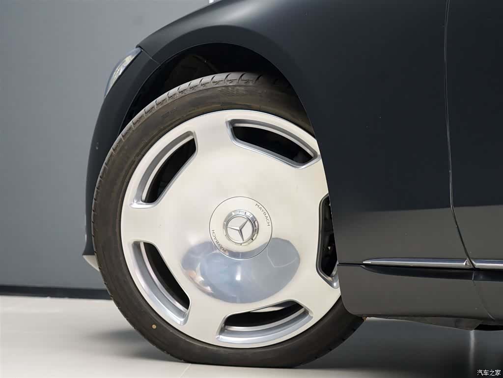 Maybach S-Class, 2023 7