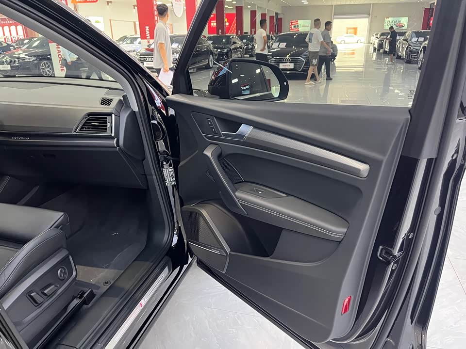 Audi Q5L Audi Q5L