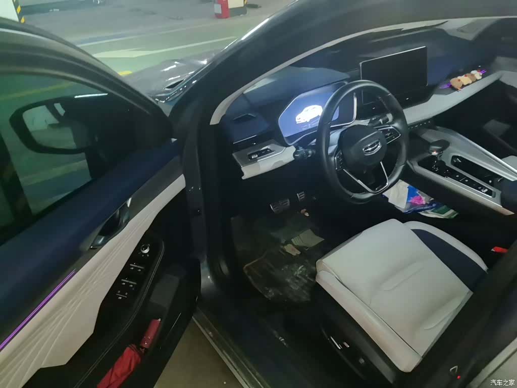 Geely Preface, 2022 14