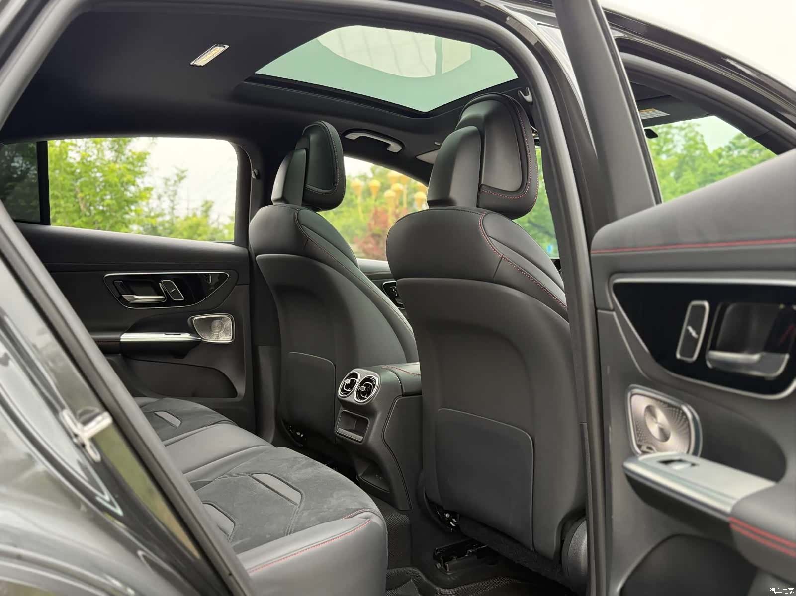 Mercedes-Benz GLC, 2025 16