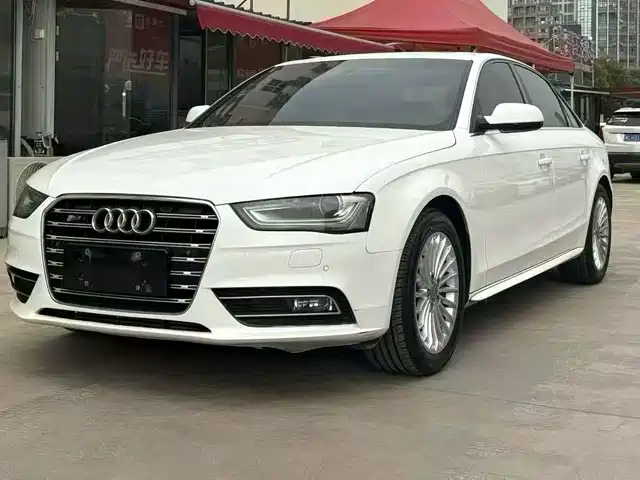 Audi A4L 2015 — купить из Китая под заказ