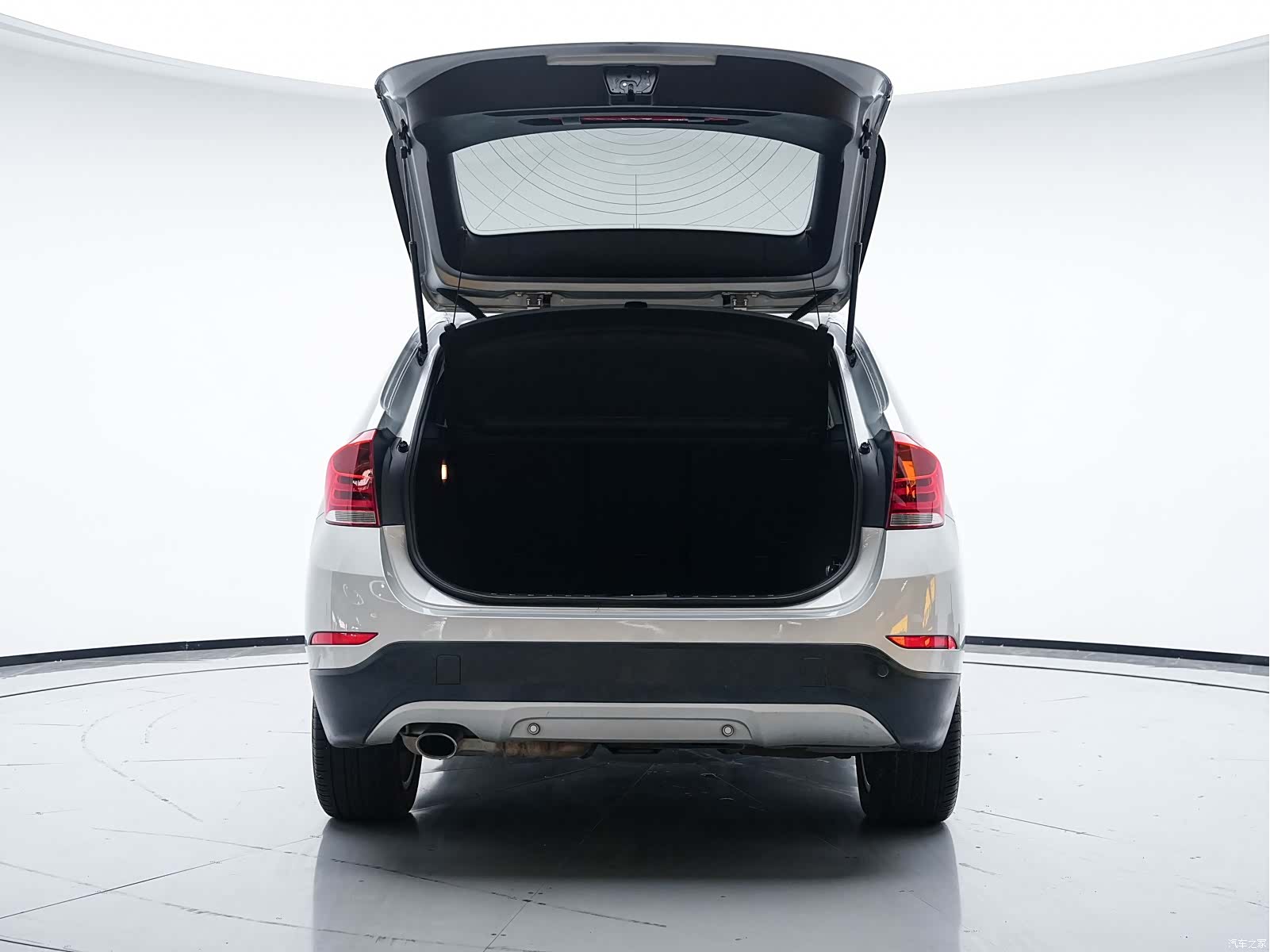 BMW X1, 2013 19