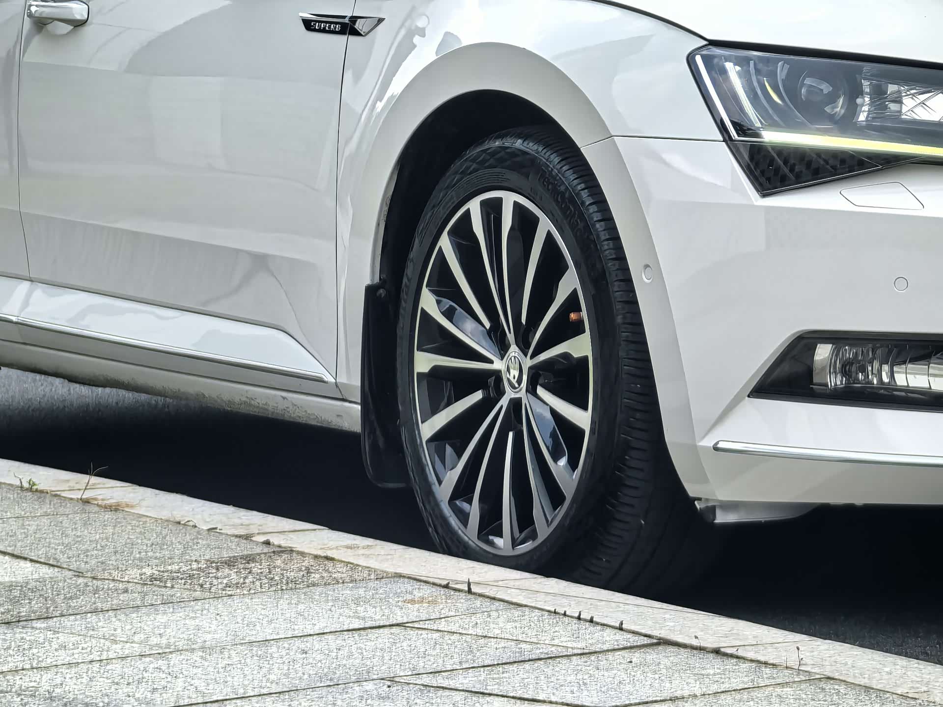 Skoda Superb, 2018 6