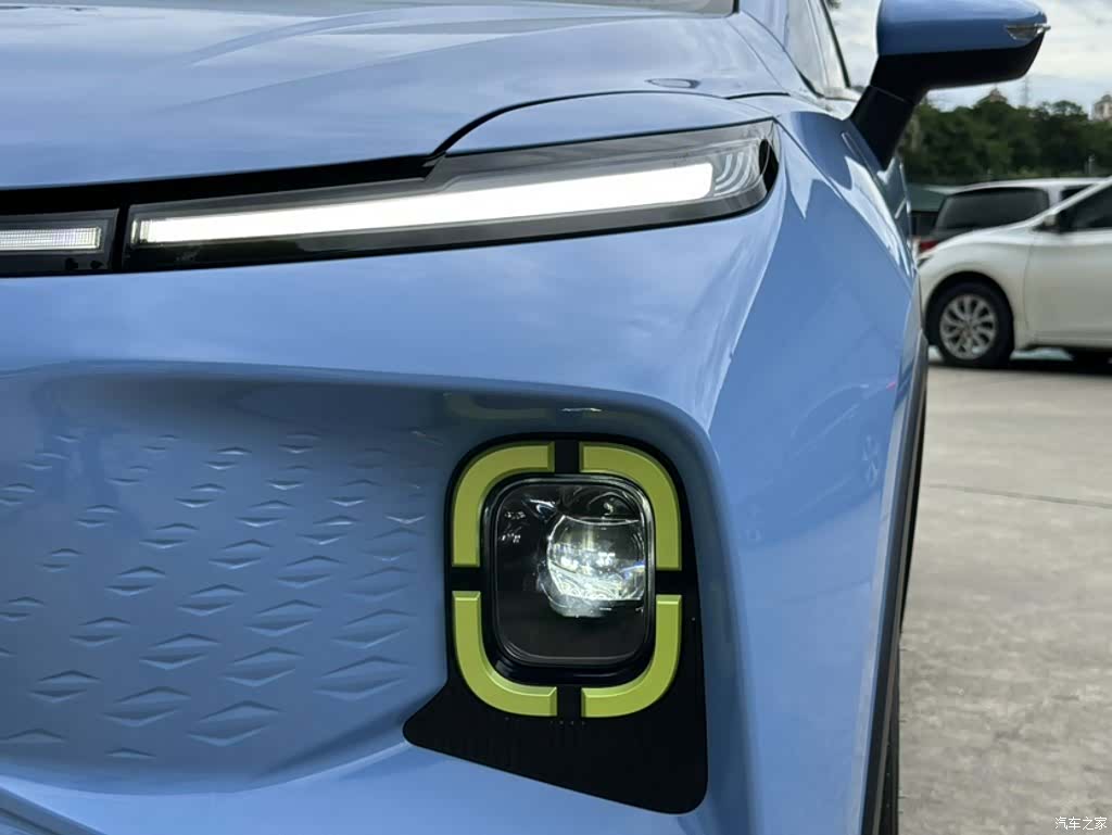 Geely E, 2023 17