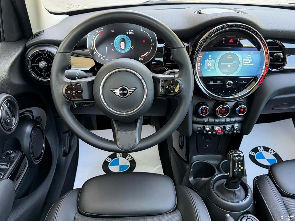 Mini Cooper, 2023 8