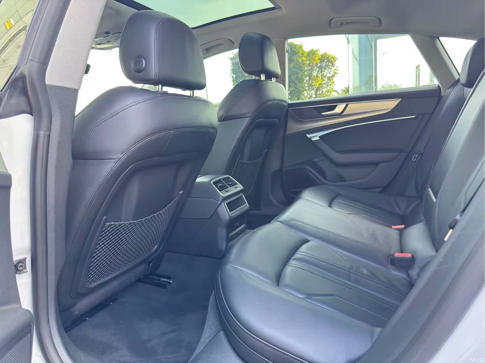 Audi A7, 2020 все фото