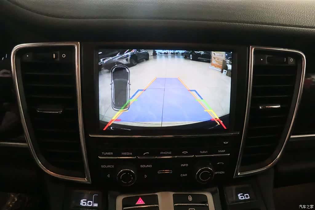 Porsche Panamera, 2012 8