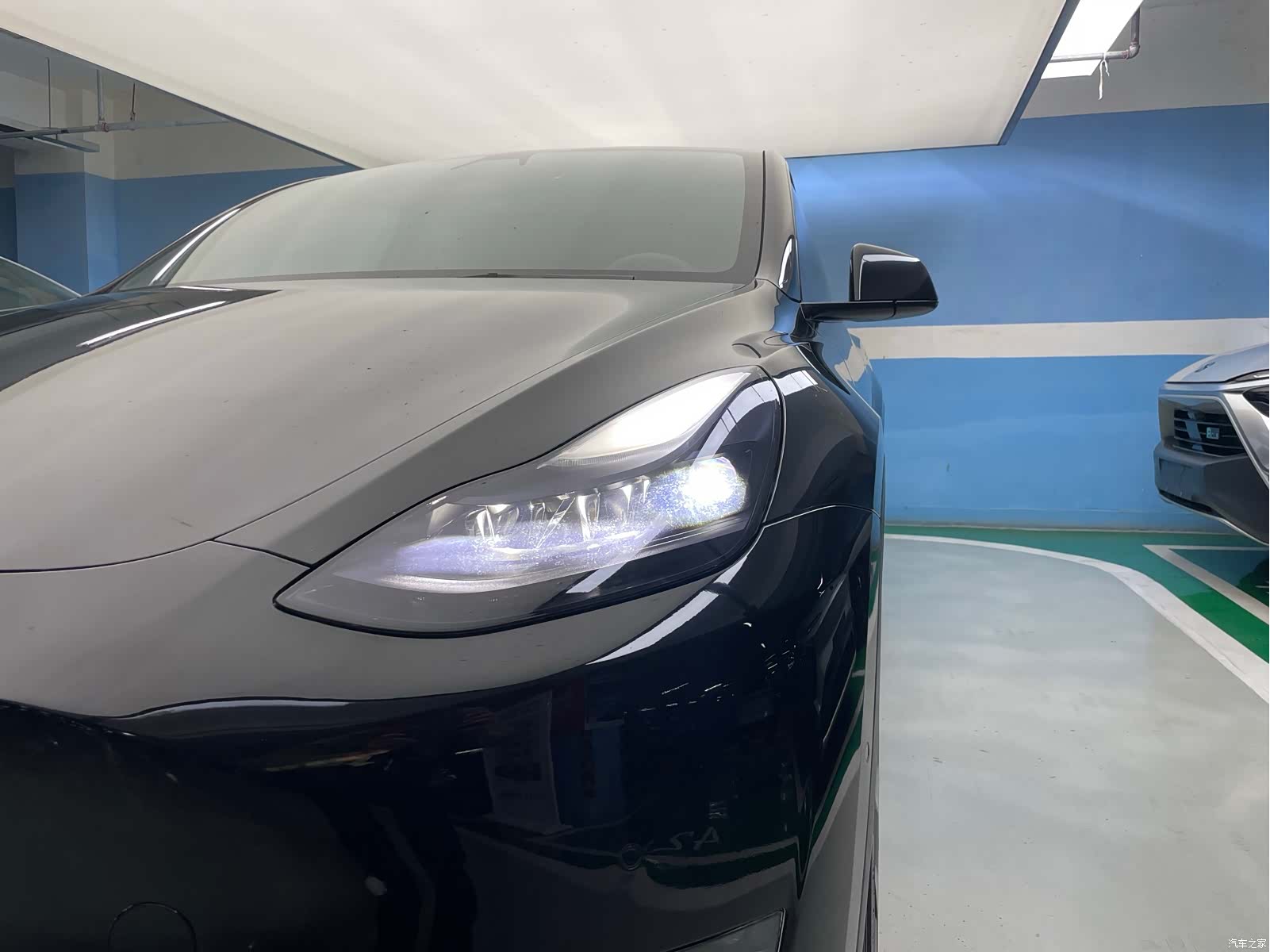 Tesla Model Y, 2021 4