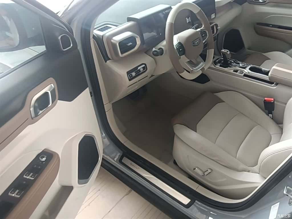 Geely Icon, 2022 16