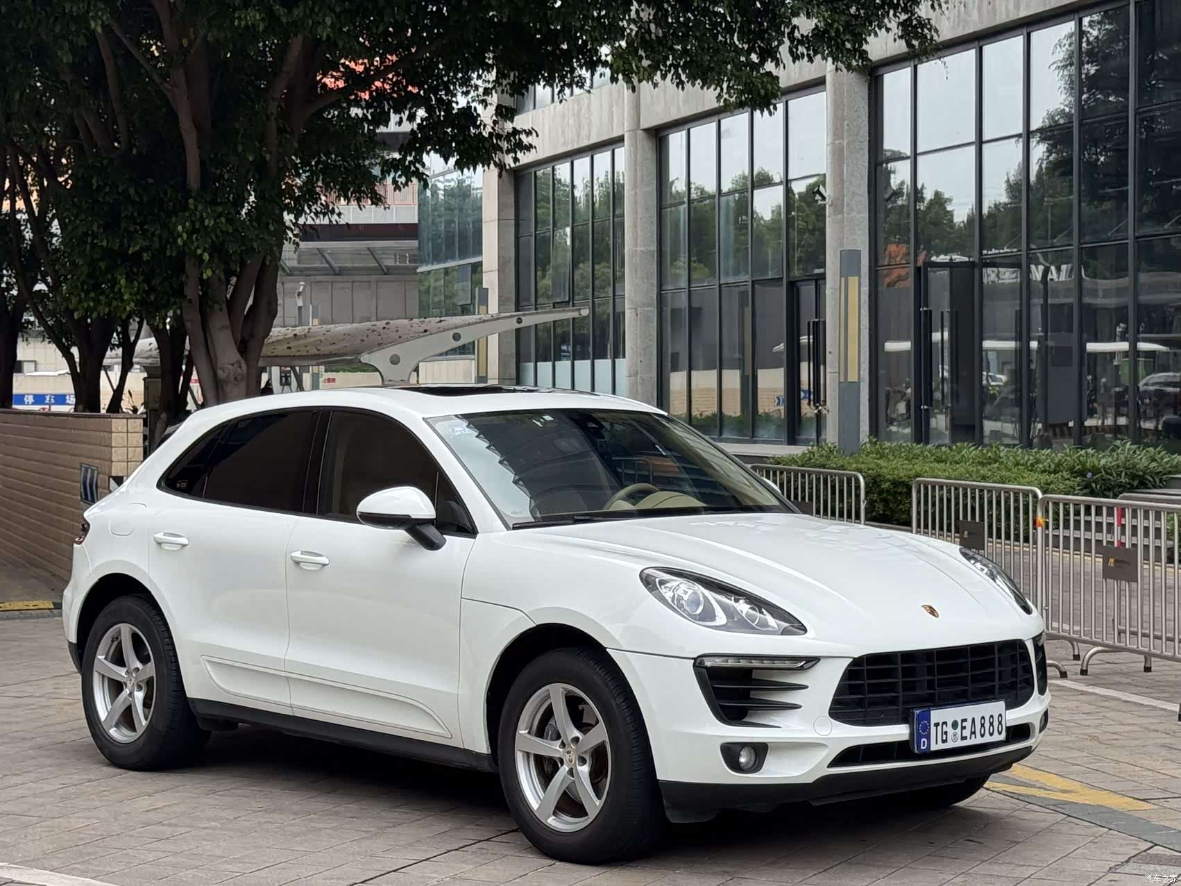 Porsche Macan, 2016 3