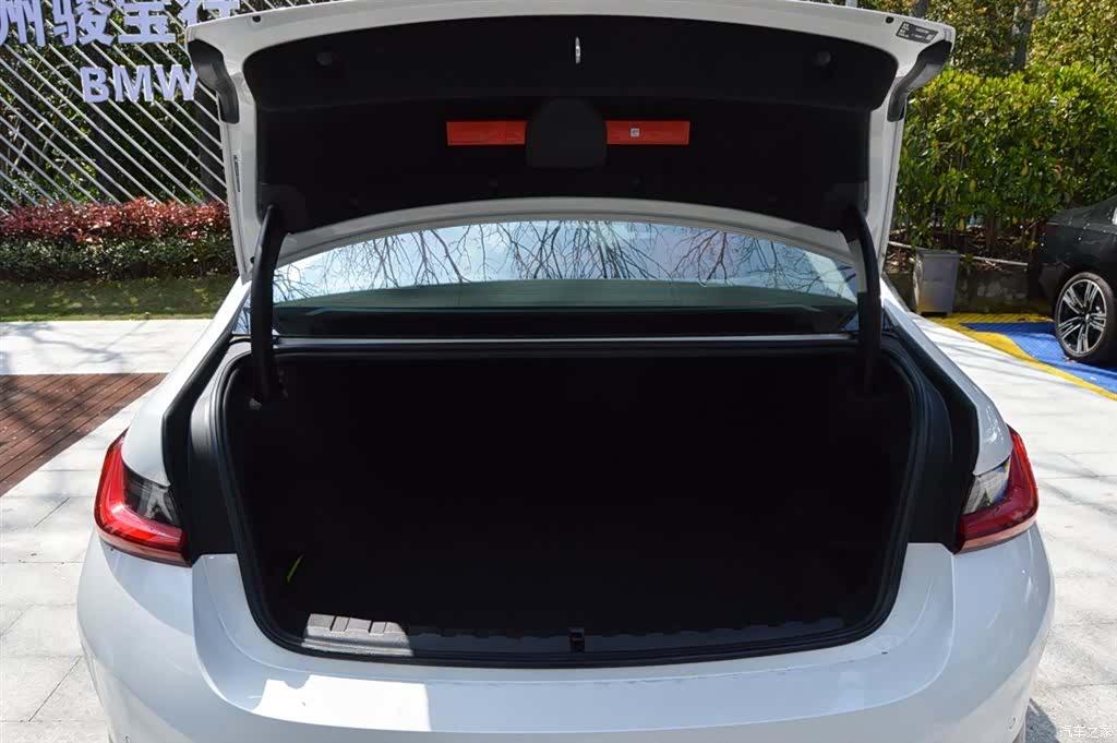 BMW i3, 2025 7