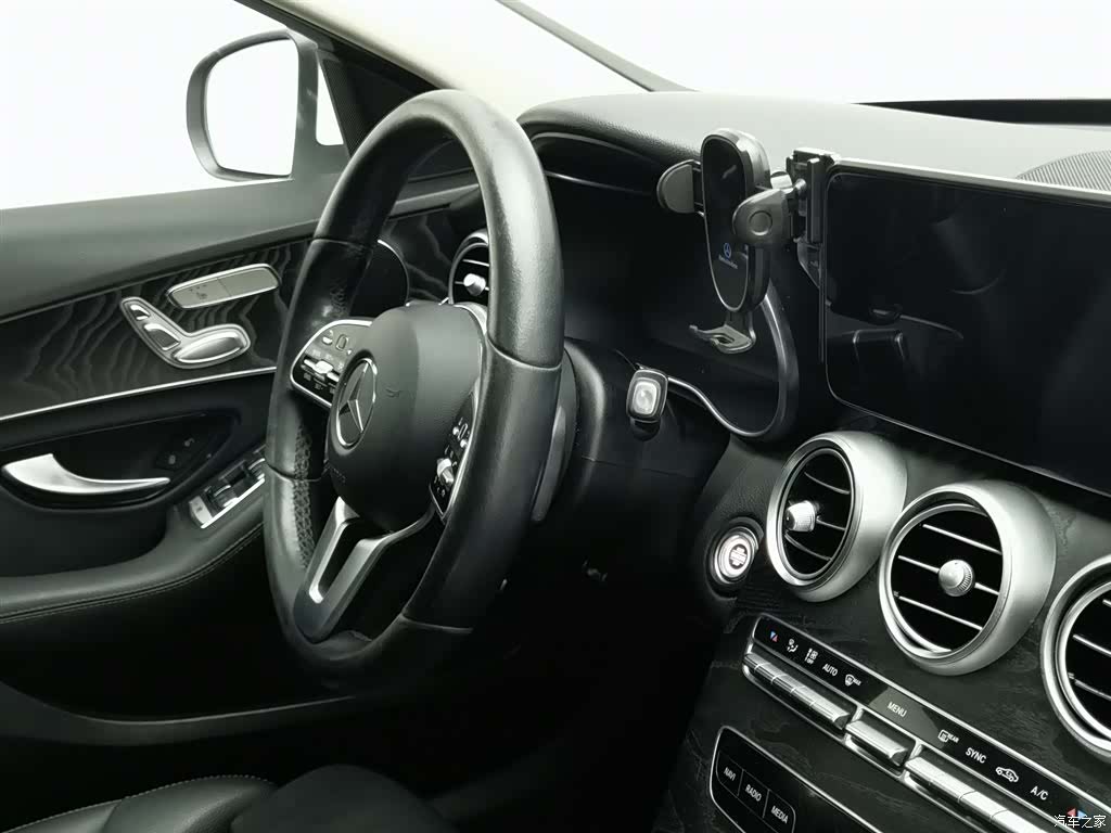 Mercedes-Benz C-Class, 2020 22