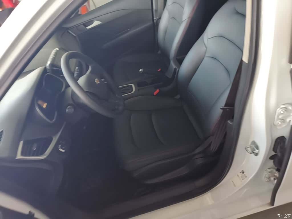 Chevrolet 320, 2019 15