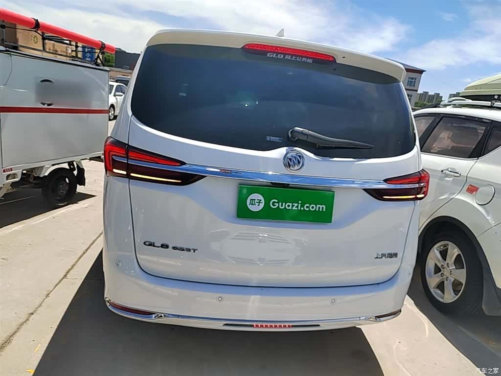 Buick GL8, 2021 6